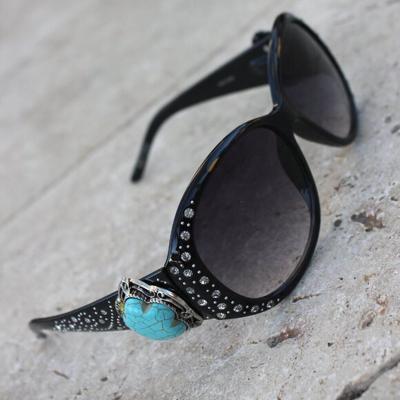 Montana West Sunglasses in Black w/Turquoise Flower Concho Accents main image 13
